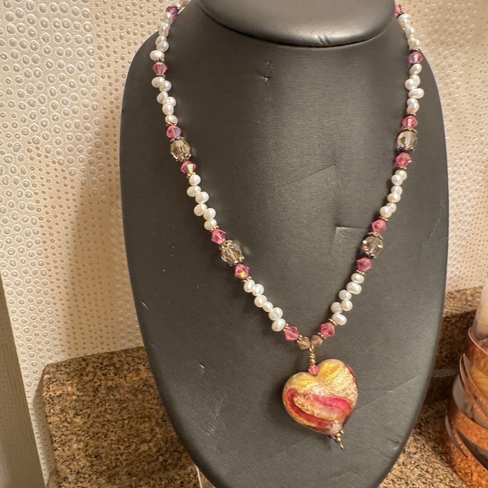 Elegant Murano Heart Pendant‎ Necklace with Pearl and Pink Beads